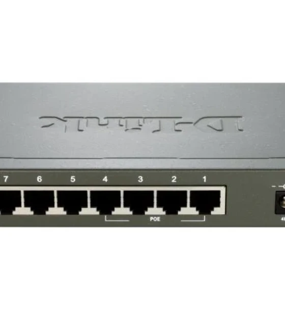 Switch D-Link DES-1008PA, 8 porturi 10/100Mbps, 4 porturi PoE 802.3af, desktop, fara management