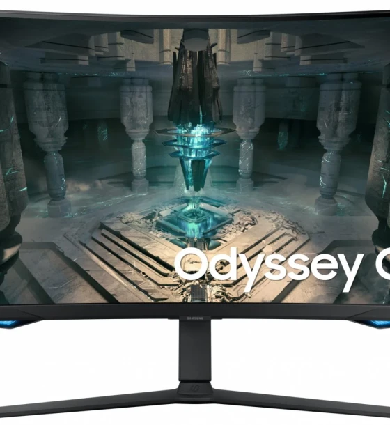 Monitor Samsung 32 inch LS32BG650EUXEN, Curvature 1000R, 16:9, VA, 2560x1440, 240Hz, GtG 1ms, Luminozitate max 350 cdmp, Contrast static 2500:1