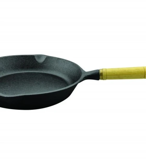 Tigaie fonta pura, maner lemn 23x4 cm, ambalaj cutie color, cooking by heinner
