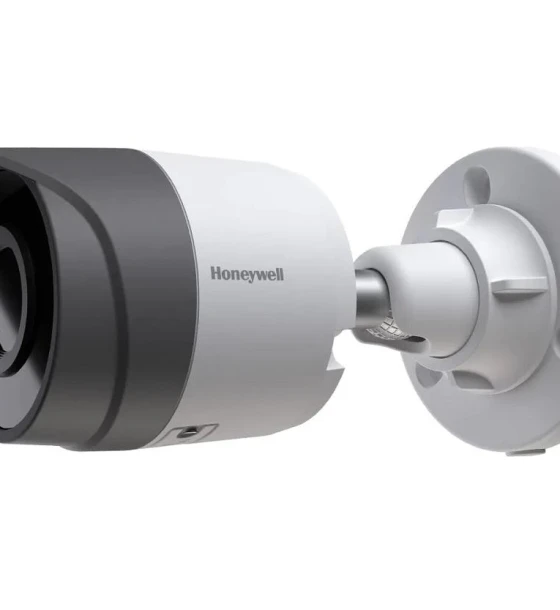 Camera supraveghere IP Camera Honeywell IP Bullet seria 30, 5MP, HC30WB5R1, TDN, WDR 120dB, lentila fixa 4mm, PoE, IP66, conform cu NDAA sectiunea 889, conform cu PCI-DSS, card SD 256GB