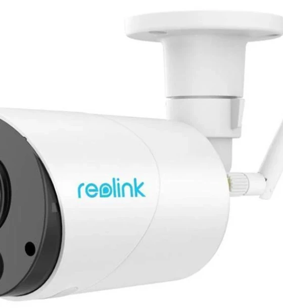 Camera de supraveghere Reolink Argus B320 Senzor 1/2.7 inch CMOS video 3 Megapixeli 2304 x 1296 pixeli Cadre/secunda 15 FPS Lentila fixa 4mm Distanta iluminator IR 10 m Numar LED-uri IR 6